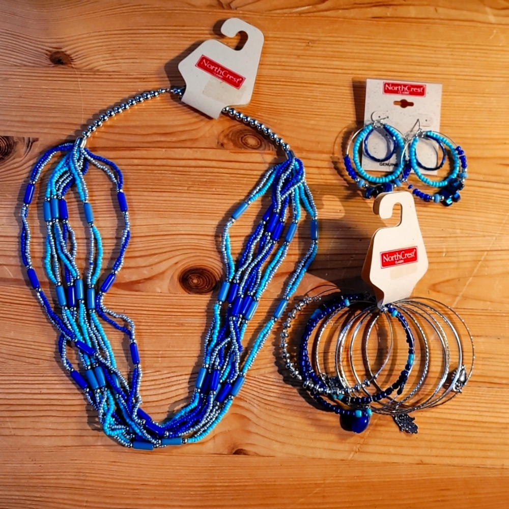 Matching blue and turquoise jewelry set